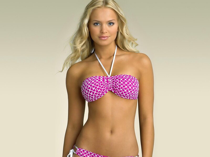woman in pink bikini