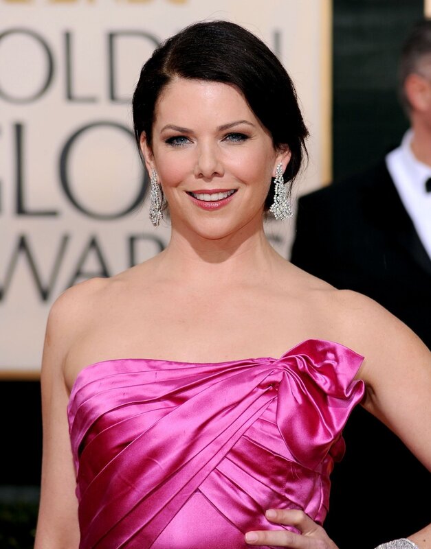 woman in pink dress at awards