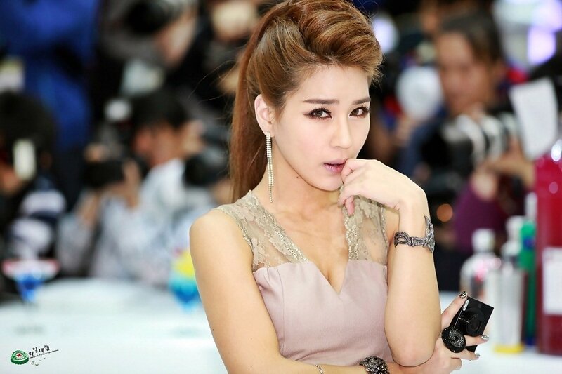 woman in pink dress at event