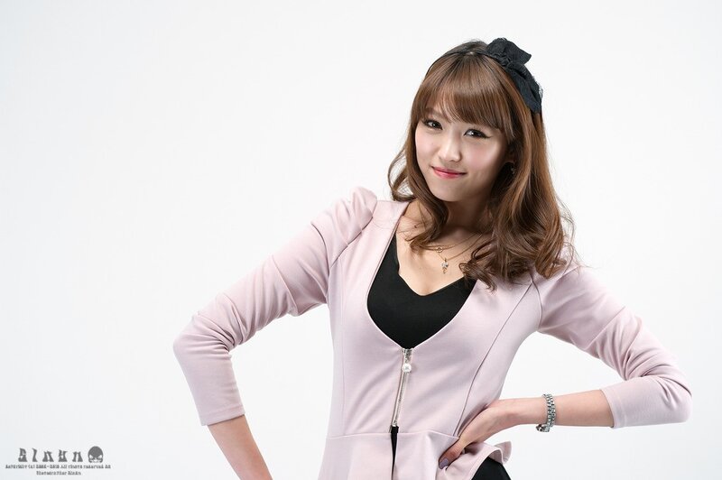 woman in pink jacket