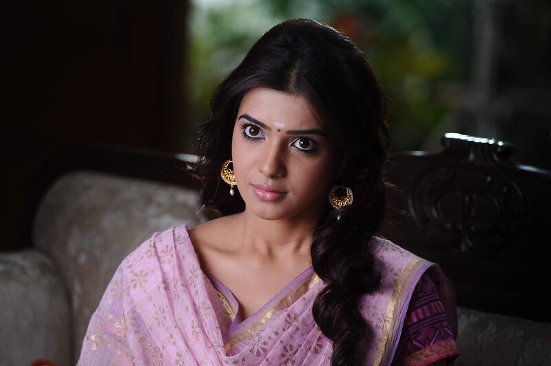 woman in pink sari