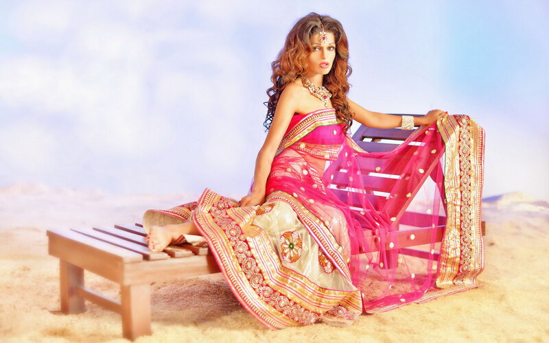 Woman in Pink Sari — Dramatic, Afternoon