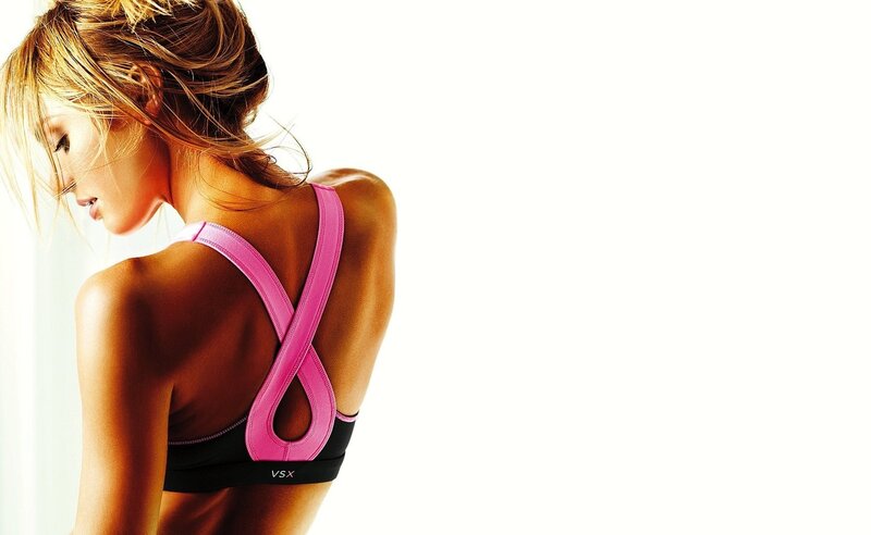 woman in pink sports bra