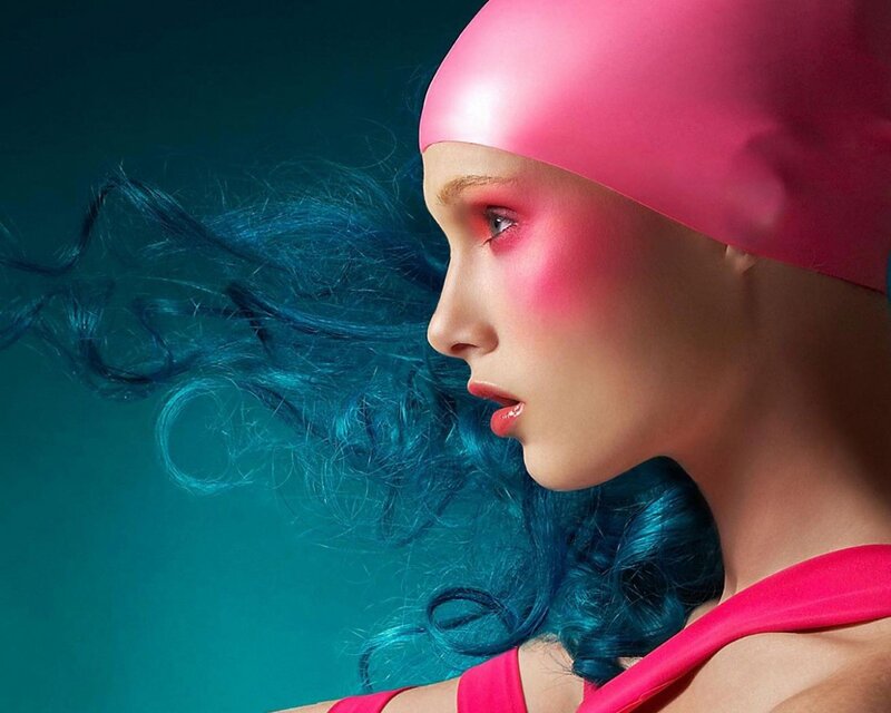woman in pink swim cap