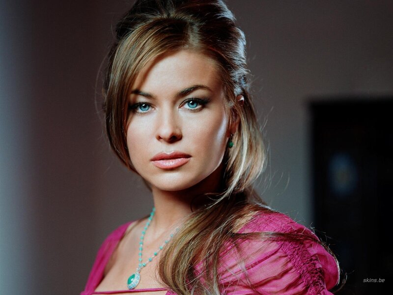 woman in pink top