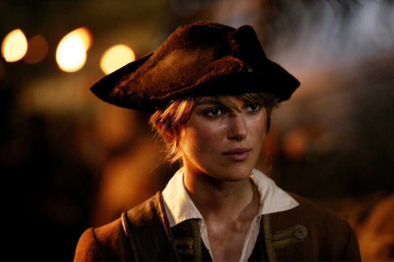 woman in pirate hat