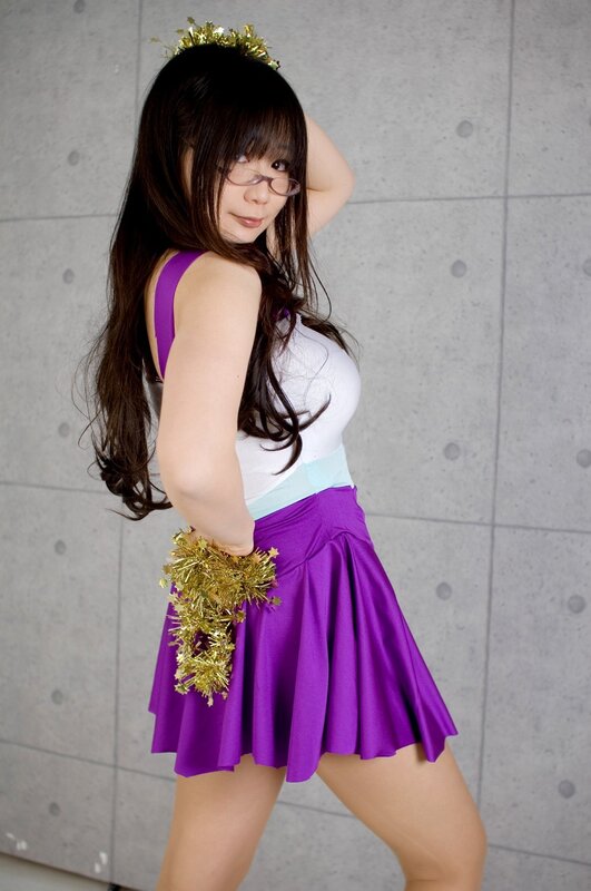 woman in purple cheer outfit