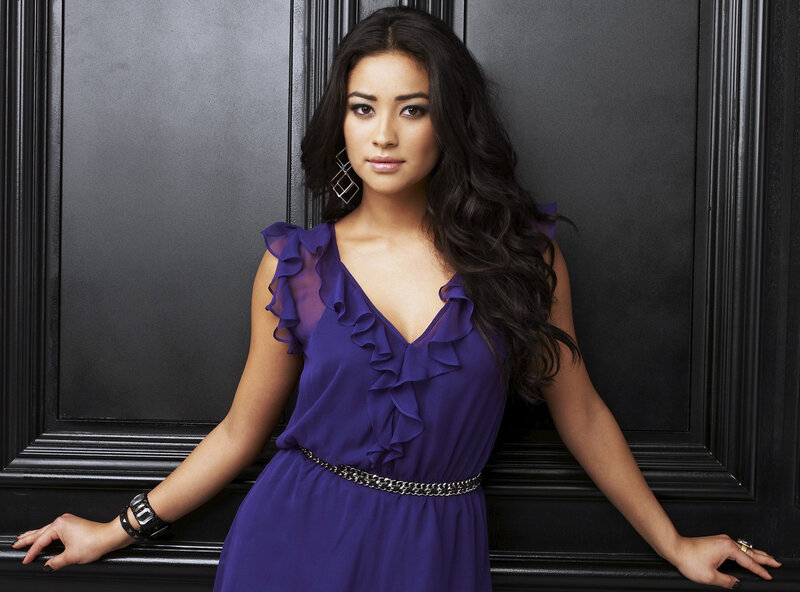 woman in purple dress