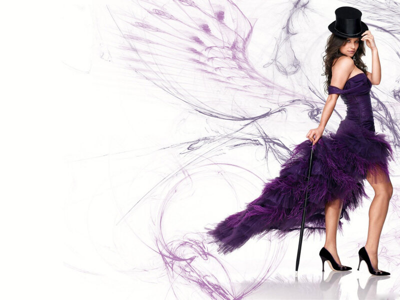 woman in purple dress with top hat