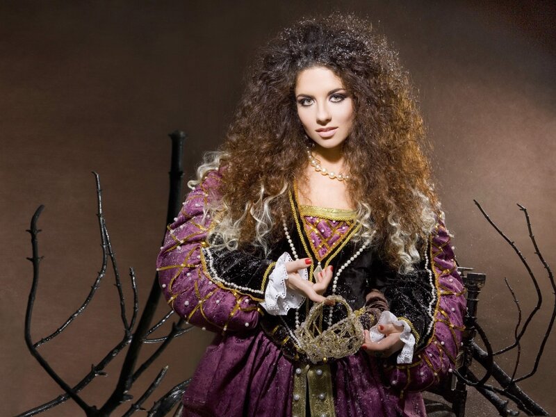 woman in purple historical dress