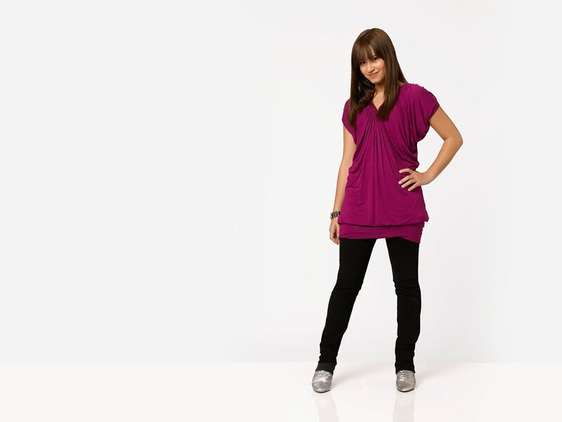 woman in purple top