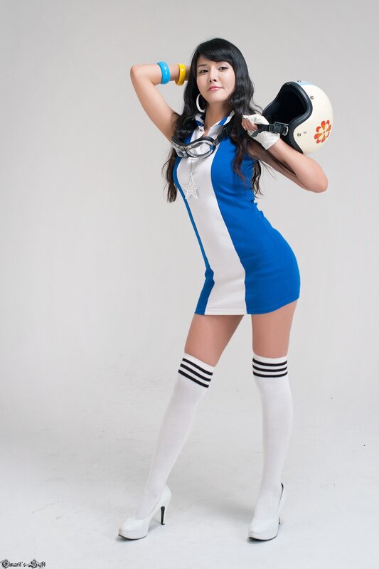 woman in racing outfit