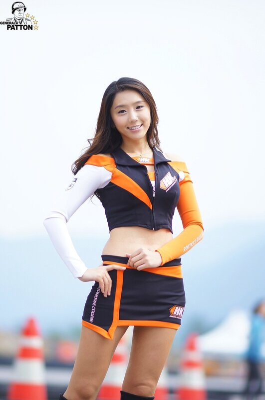 woman in racing uniform