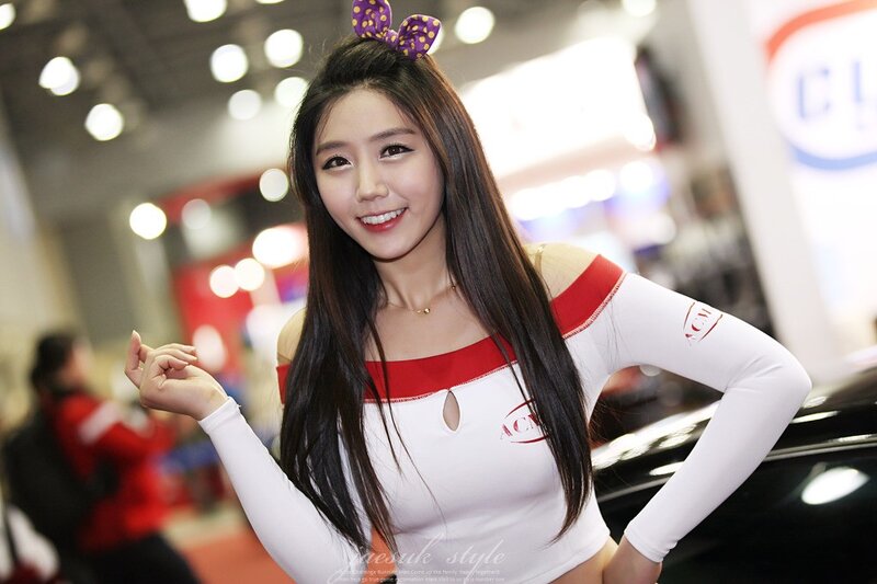 woman in red and white uniform