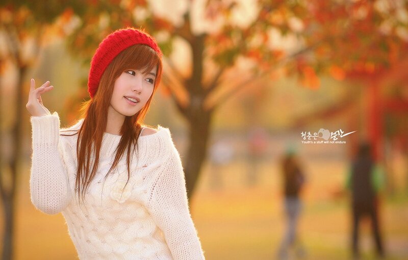 Woman in Red Hat — Serene, Autumn