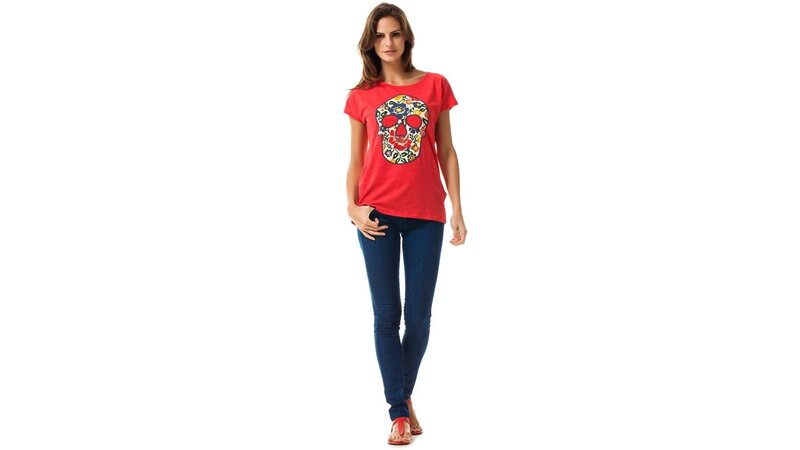 Woman in red skull t-shirt