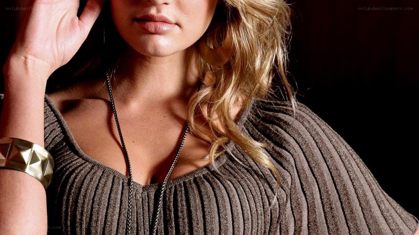 woman in ribbed top