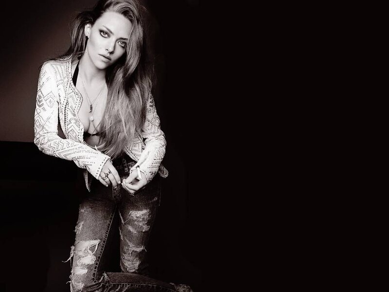 Woman in Ripped Jeans — Black, Dramatic