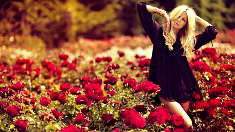 Woman in Rose Garden — Red, Serene