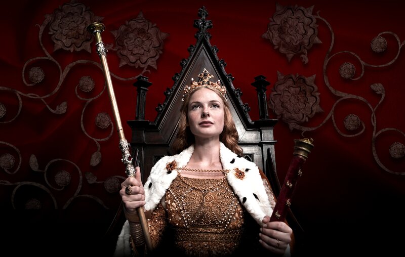 Woman in Royal Attire — Red
