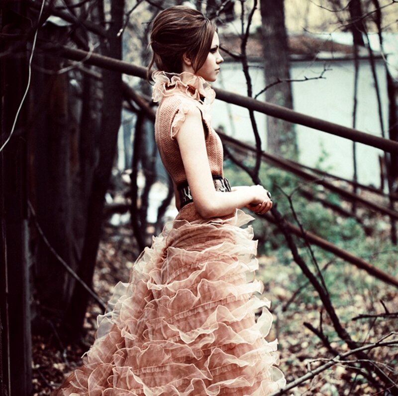 Woman in Ruffled Dress — Brown, Dramatic, Autumn