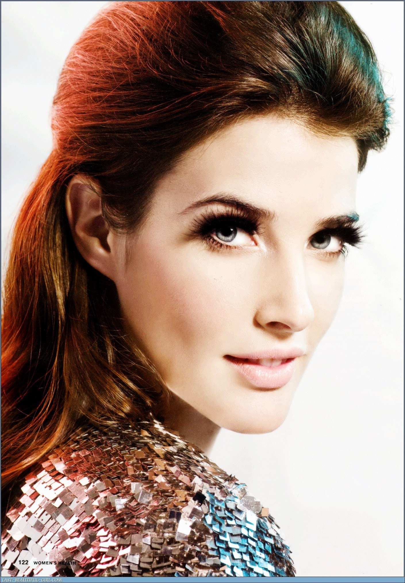 woman in sequin top