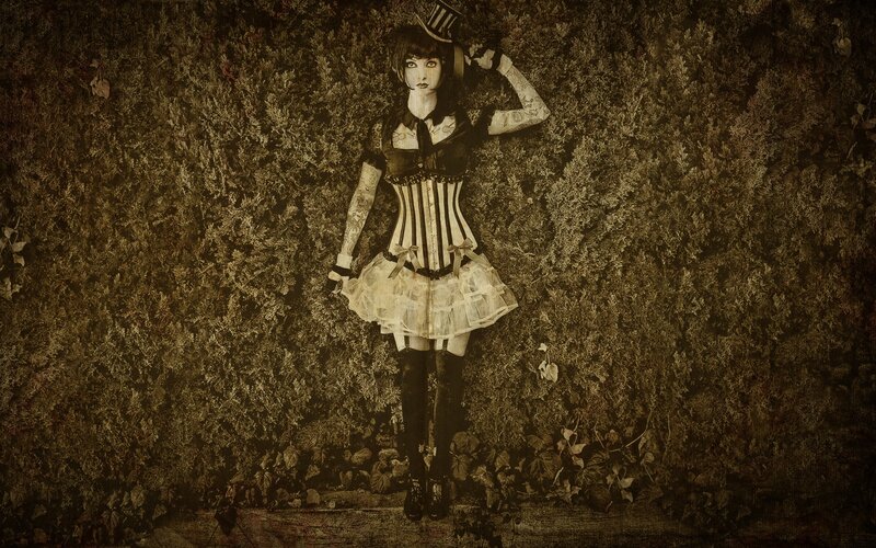 woman in steampunk costume