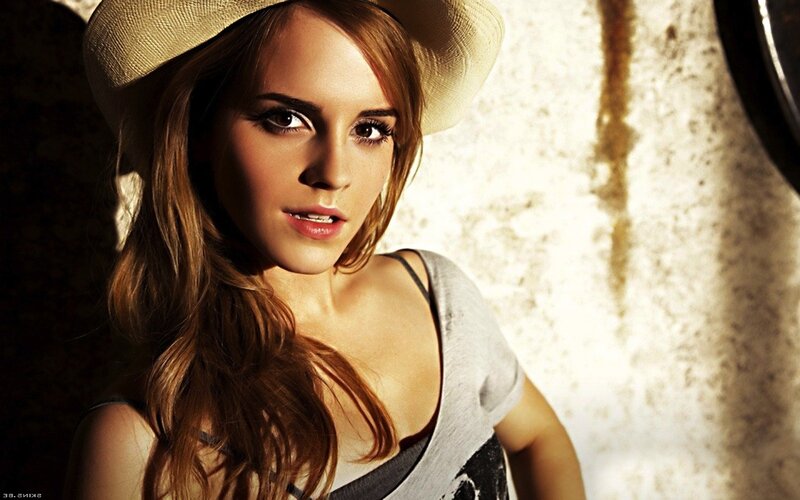 woman in straw hat