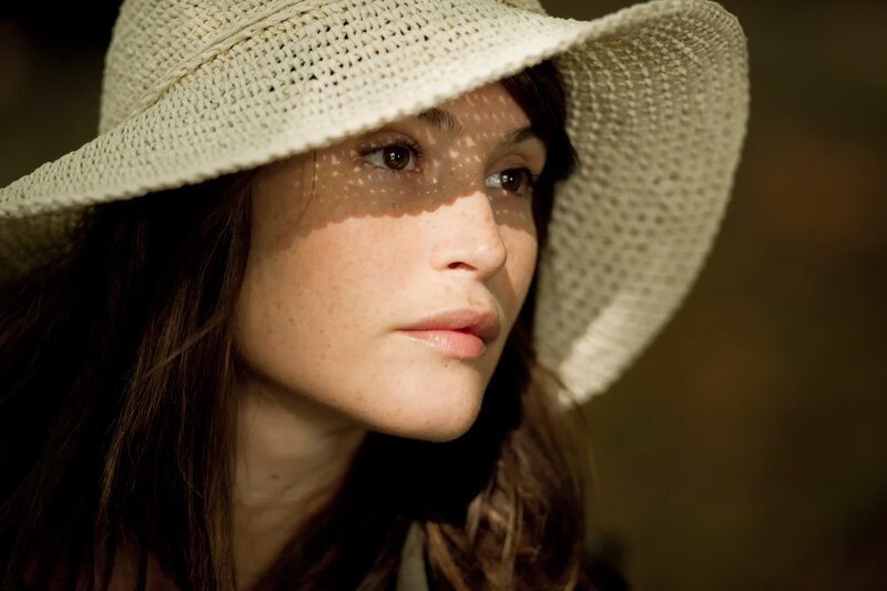 woman in straw hat