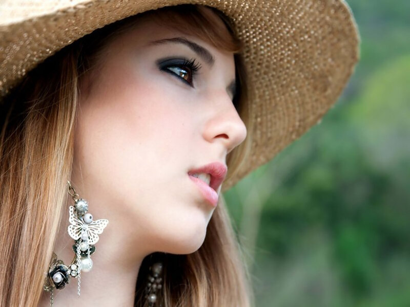 Woman in Straw Hat — Brown