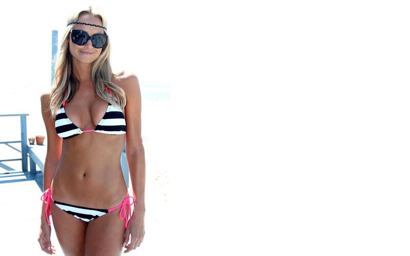 woman in striped bikini