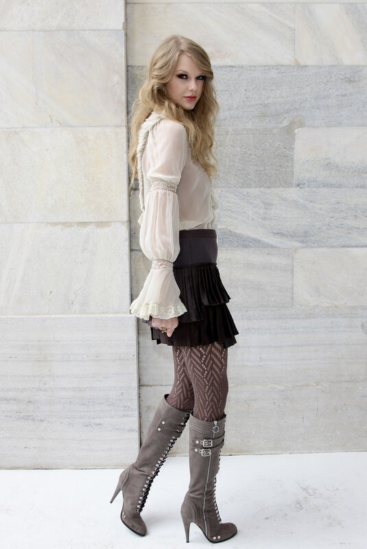 woman in stylish outfit