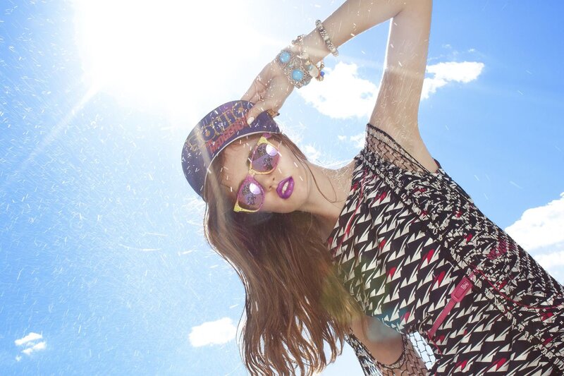 Woman in Sunglasses and Cap — Blue