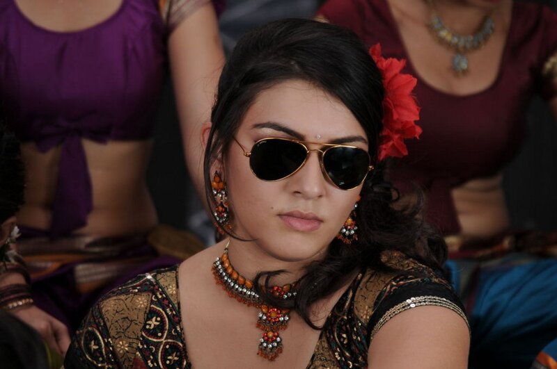 woman in sunglasses at event