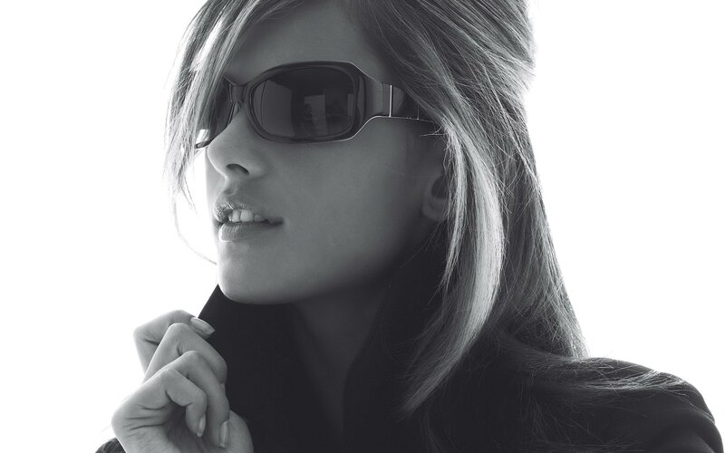 woman in sunglasses portrait