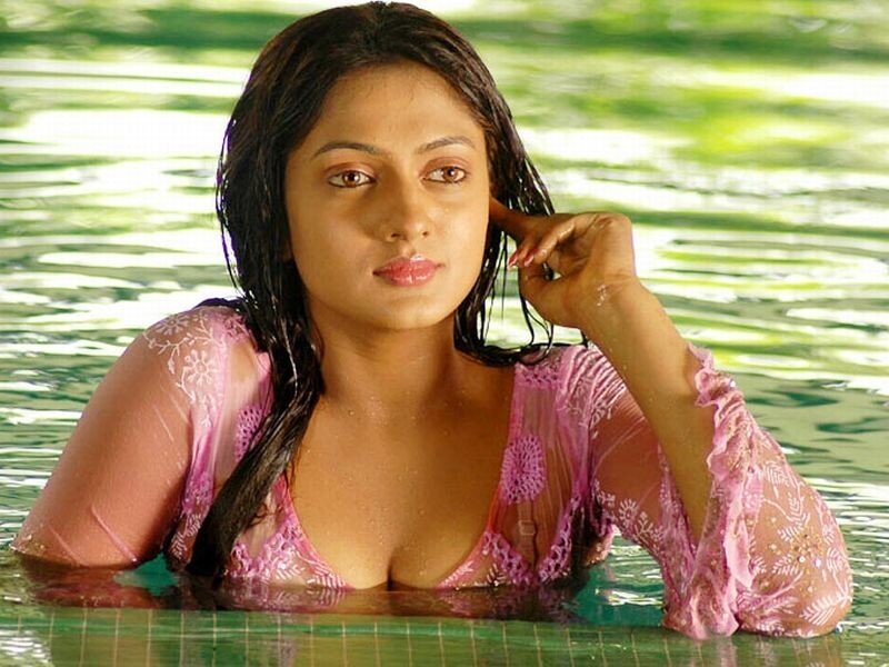 Woman in Swimming Pool — Green
