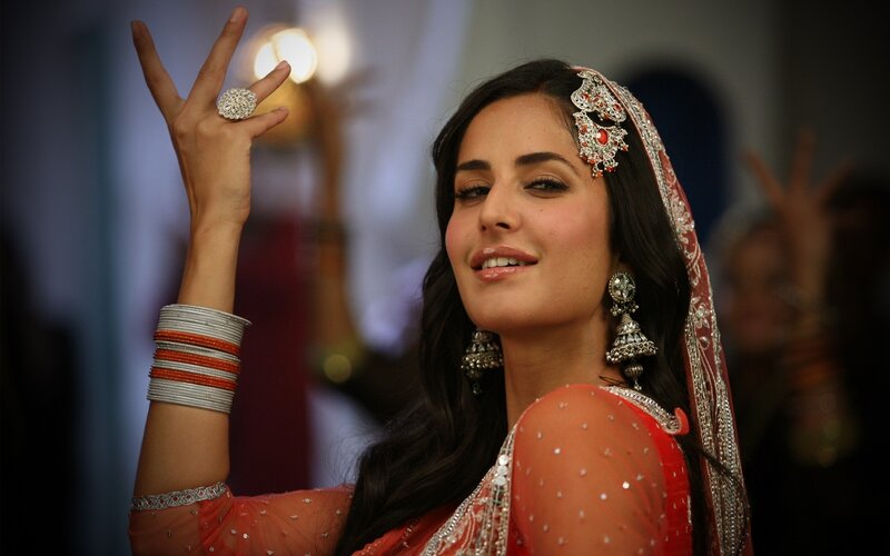 woman in traditional indian attire