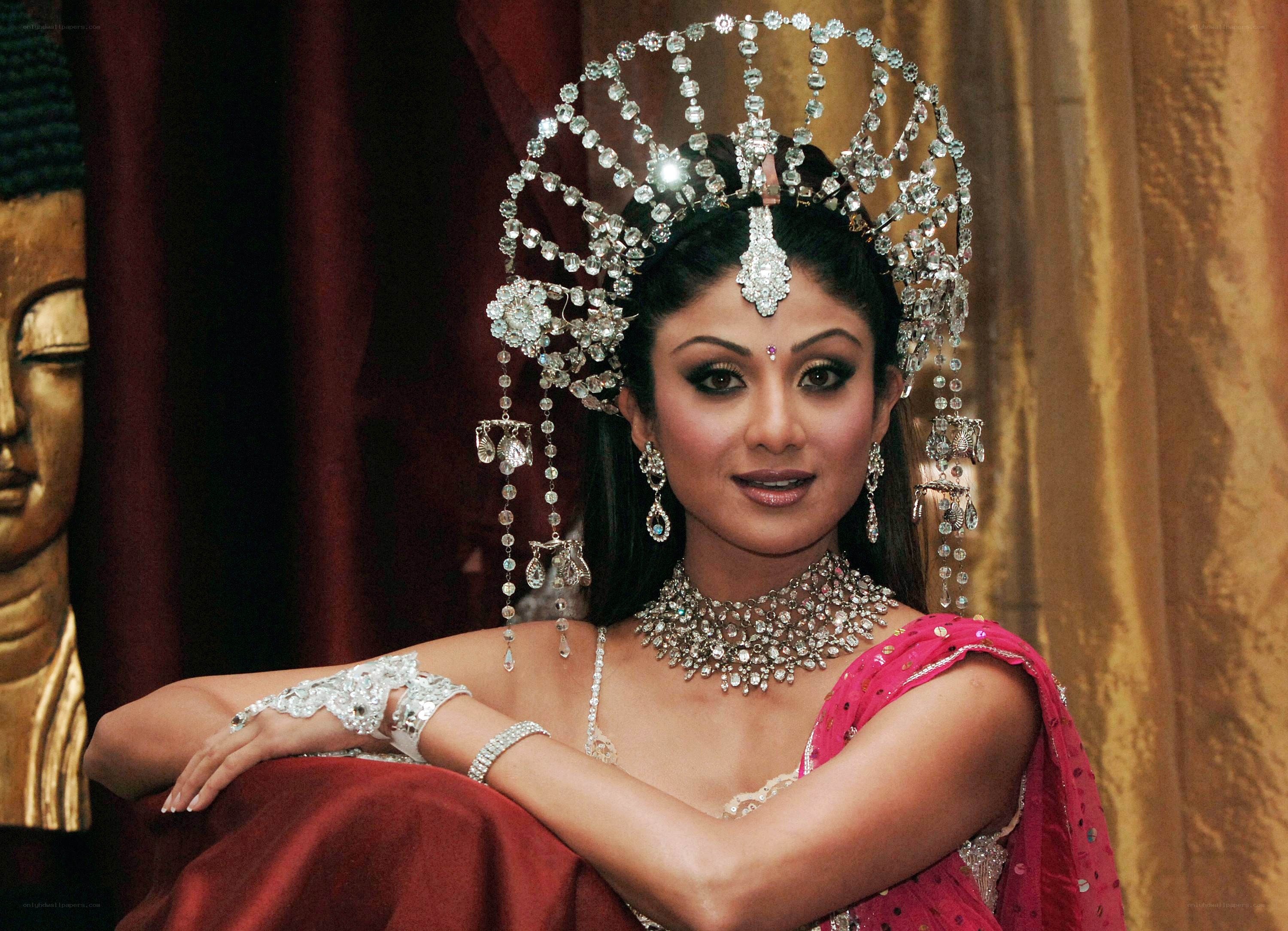 woman in traditional indian attire