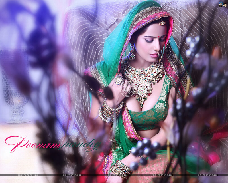 Woman in Traditional Indian Attire — Green, Dramatic