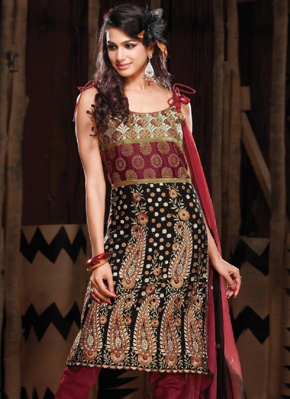 woman in traditional indian dress