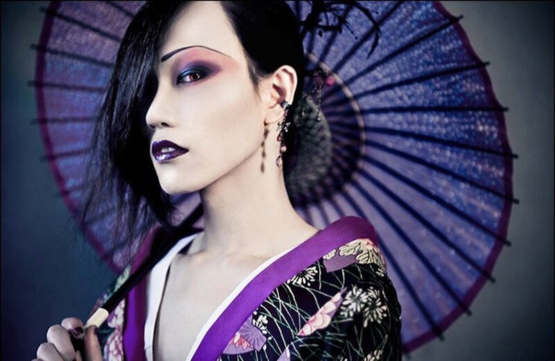 woman in traditional japanese attire