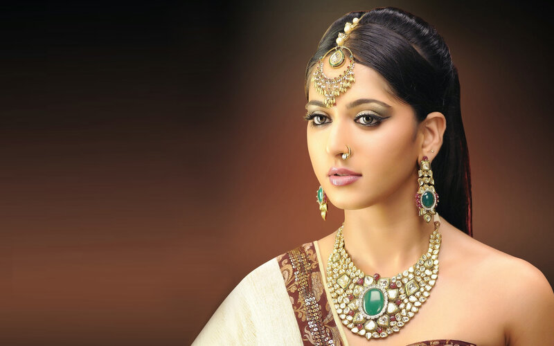 woman in traditional jewelry