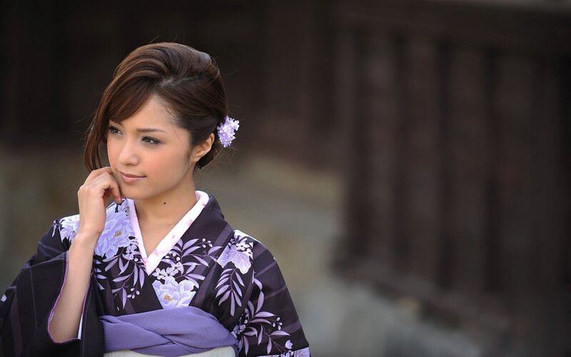 woman in traditional kimono