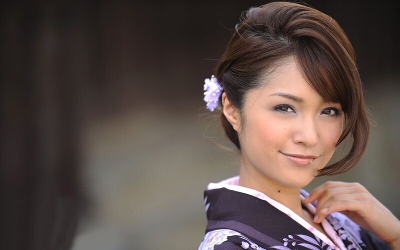 woman in traditional kimono