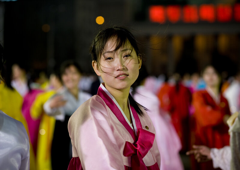 Woman in traditional Korean dress