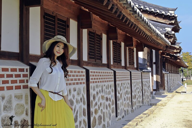 Woman in traditional Korean setting