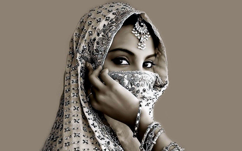 Woman in Traditional Veil — Brown
