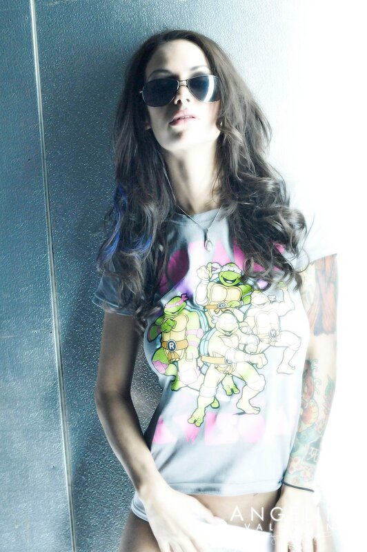 woman in turtle t-shirt