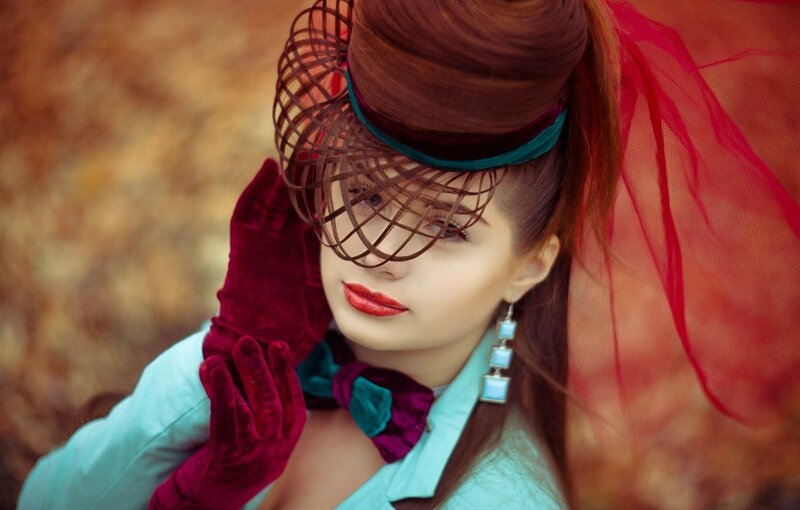 Woman in Vintage Hat — Red