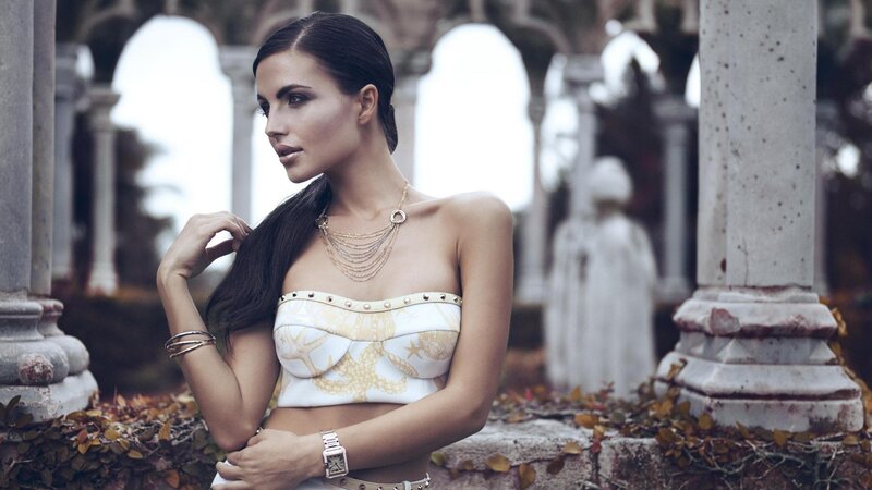 woman in vintage-style top